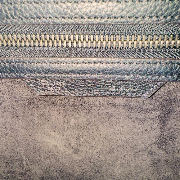 CELINE MICRO LUGGAGE HANDBAG IN DRUMMED CALFSKIN, BLACK WITH DUST BAG SHOWN - Picture 6 of 9